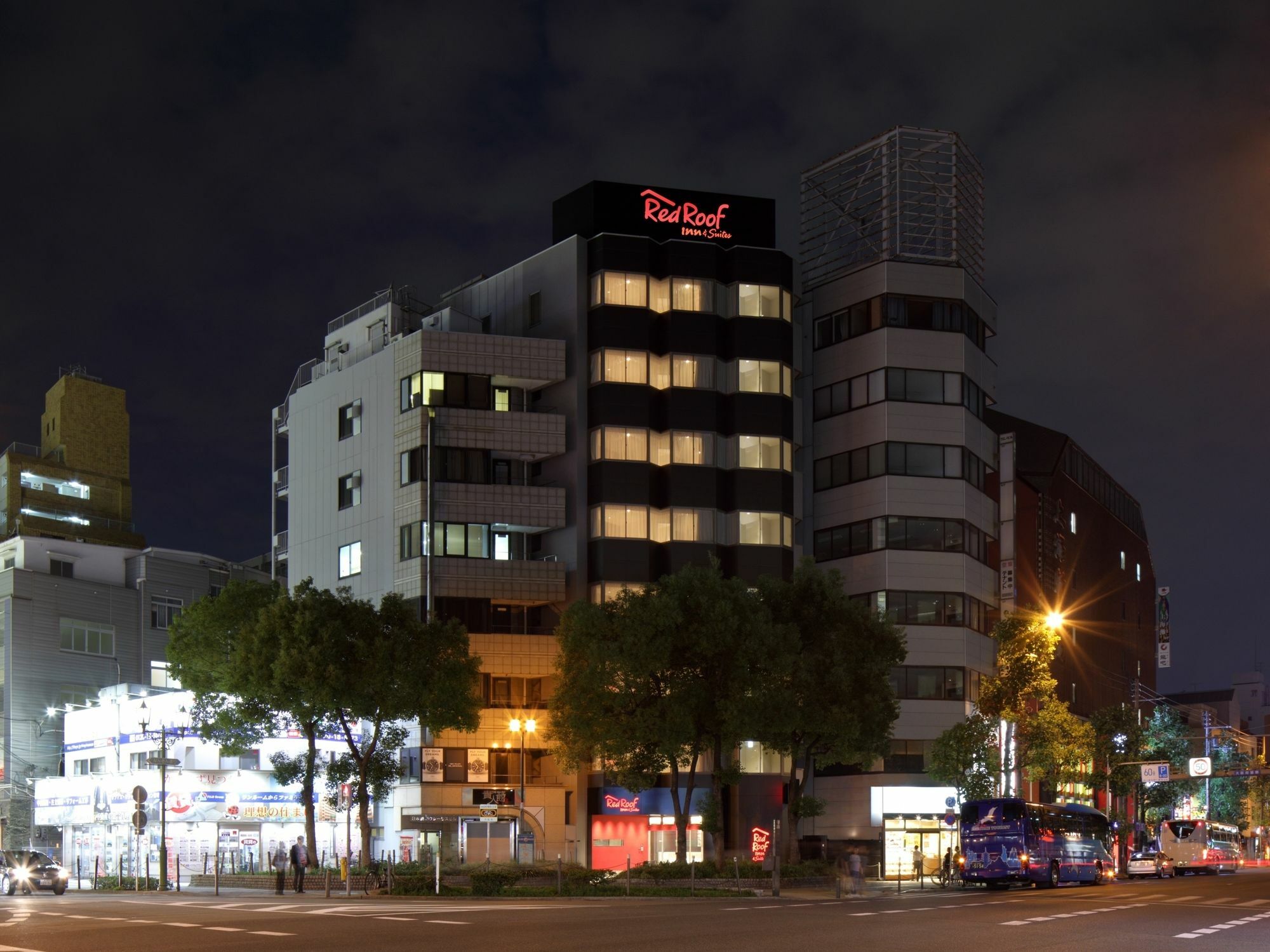 Red Roof Inn & Suites Osaka Namba Nipponbashi Buitenkant foto